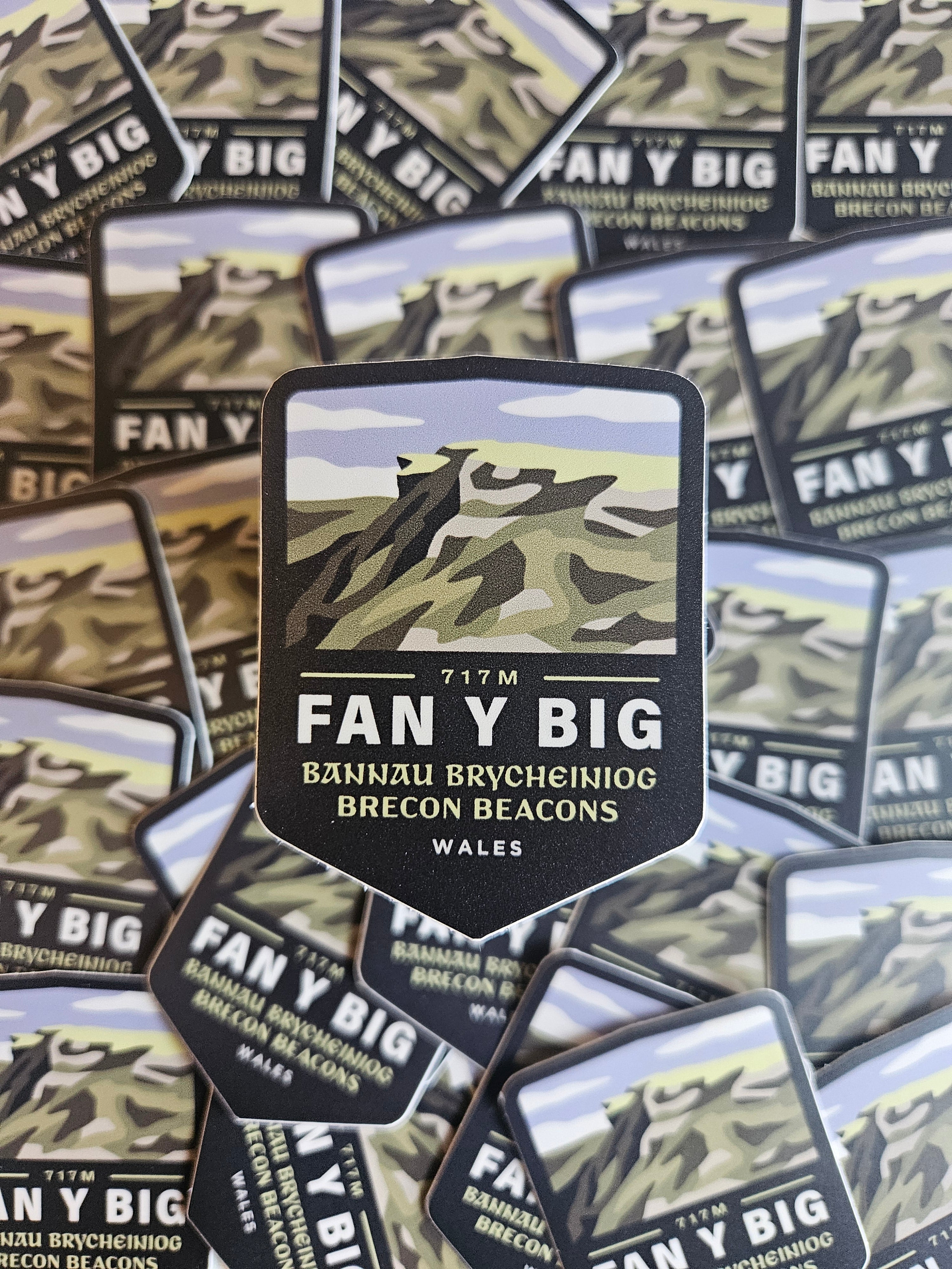 Fan y Big Sticker – A Trail To Remember Ltd